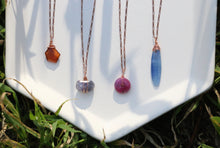 Load image into Gallery viewer, Blue Kyanite